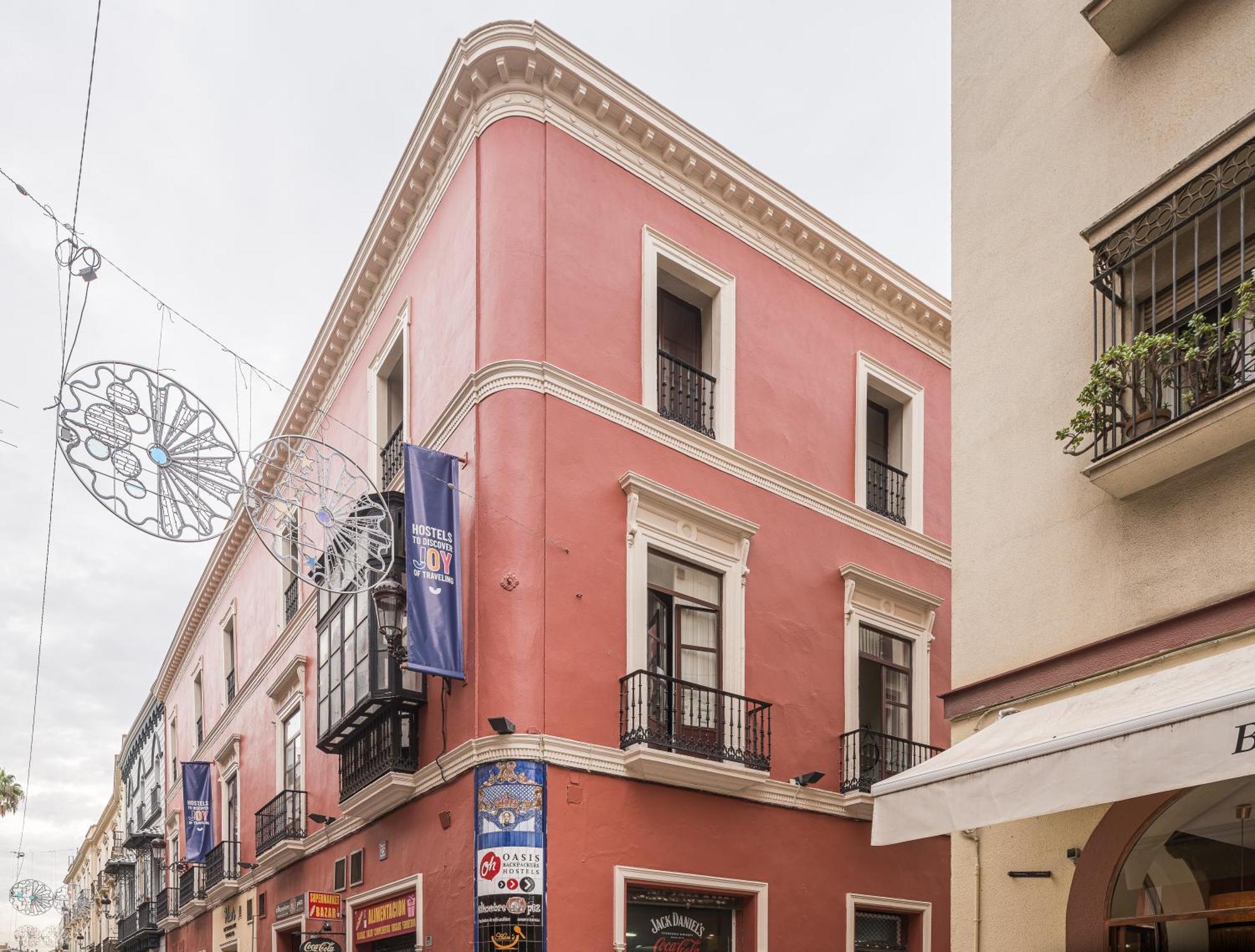 Joy Plaza De Armas Vandrarhem Sevilla Exteriör bild